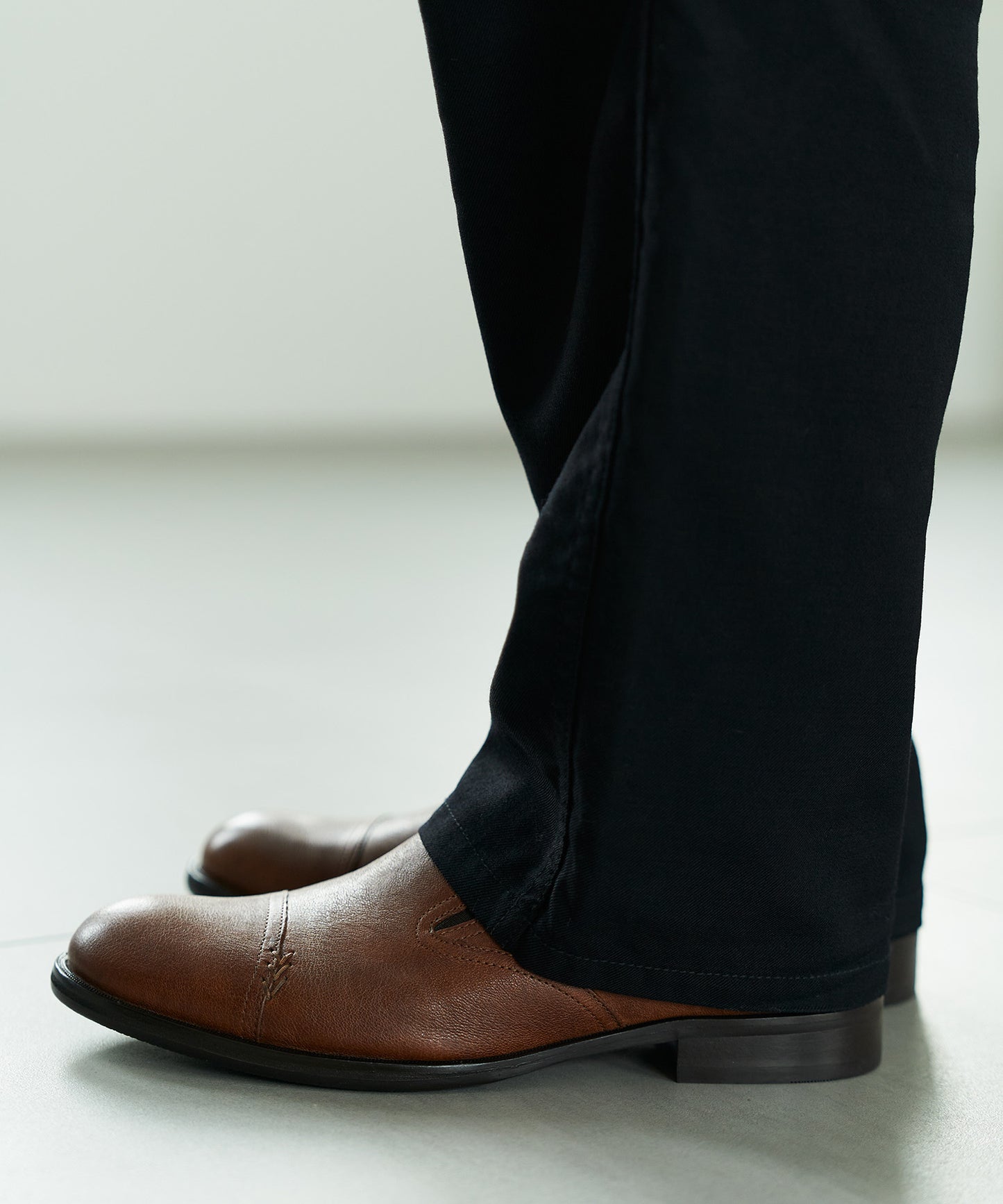 【20%OFF】<MEN> ストレートチップサイドエラスティックスリッポンシューズ(34022)