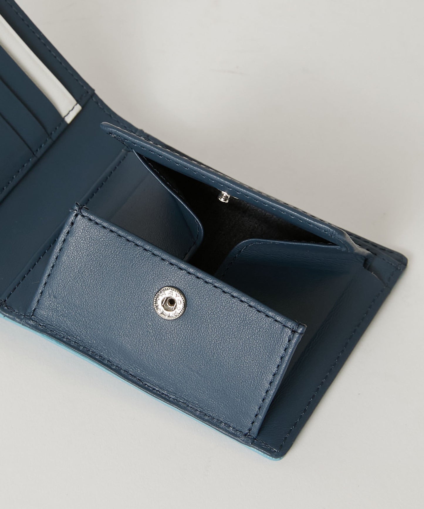 <UNISEX> VITA 縦型二つ折り財布