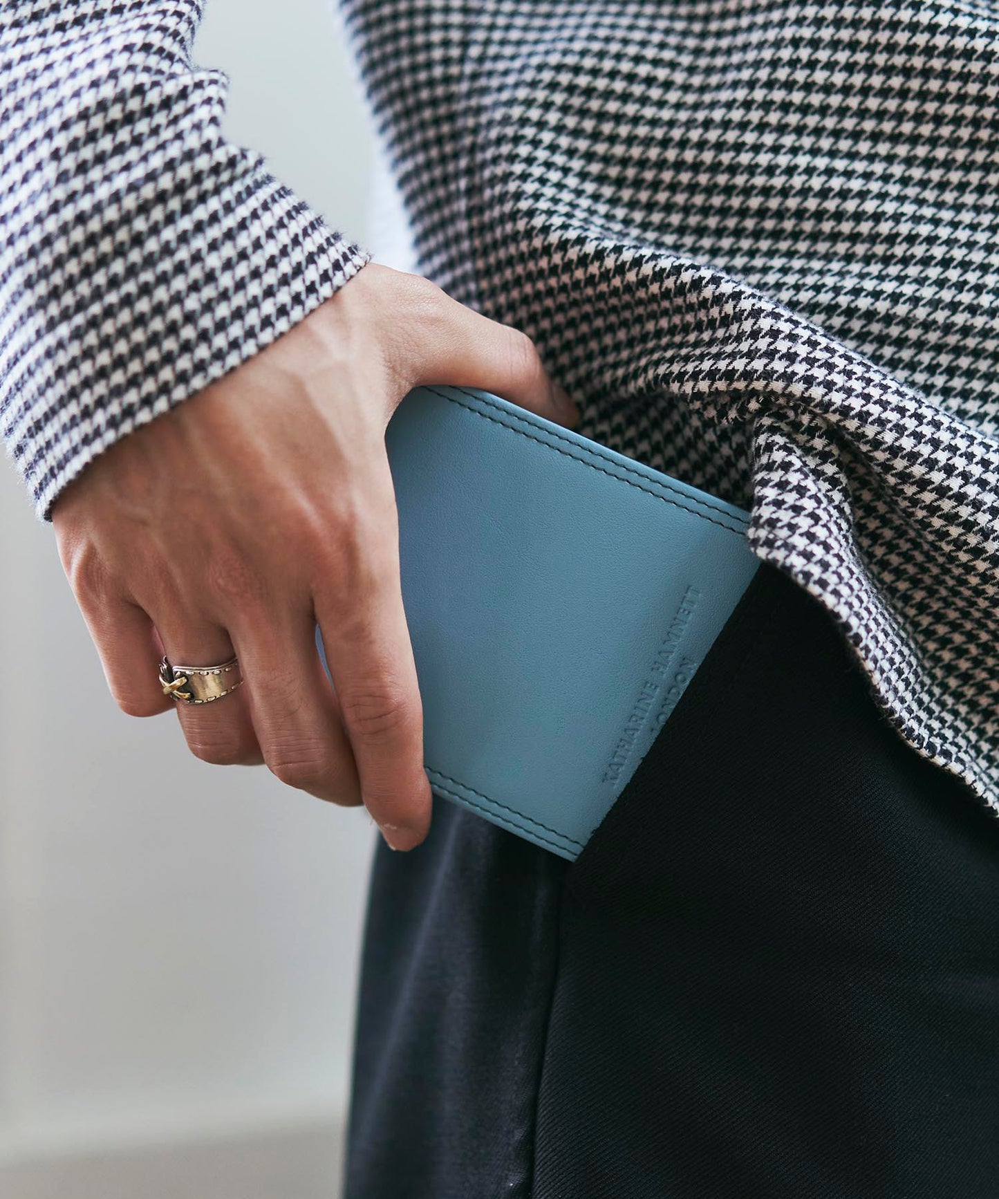 <UNISEX> VITA 縦型二つ折り財布
