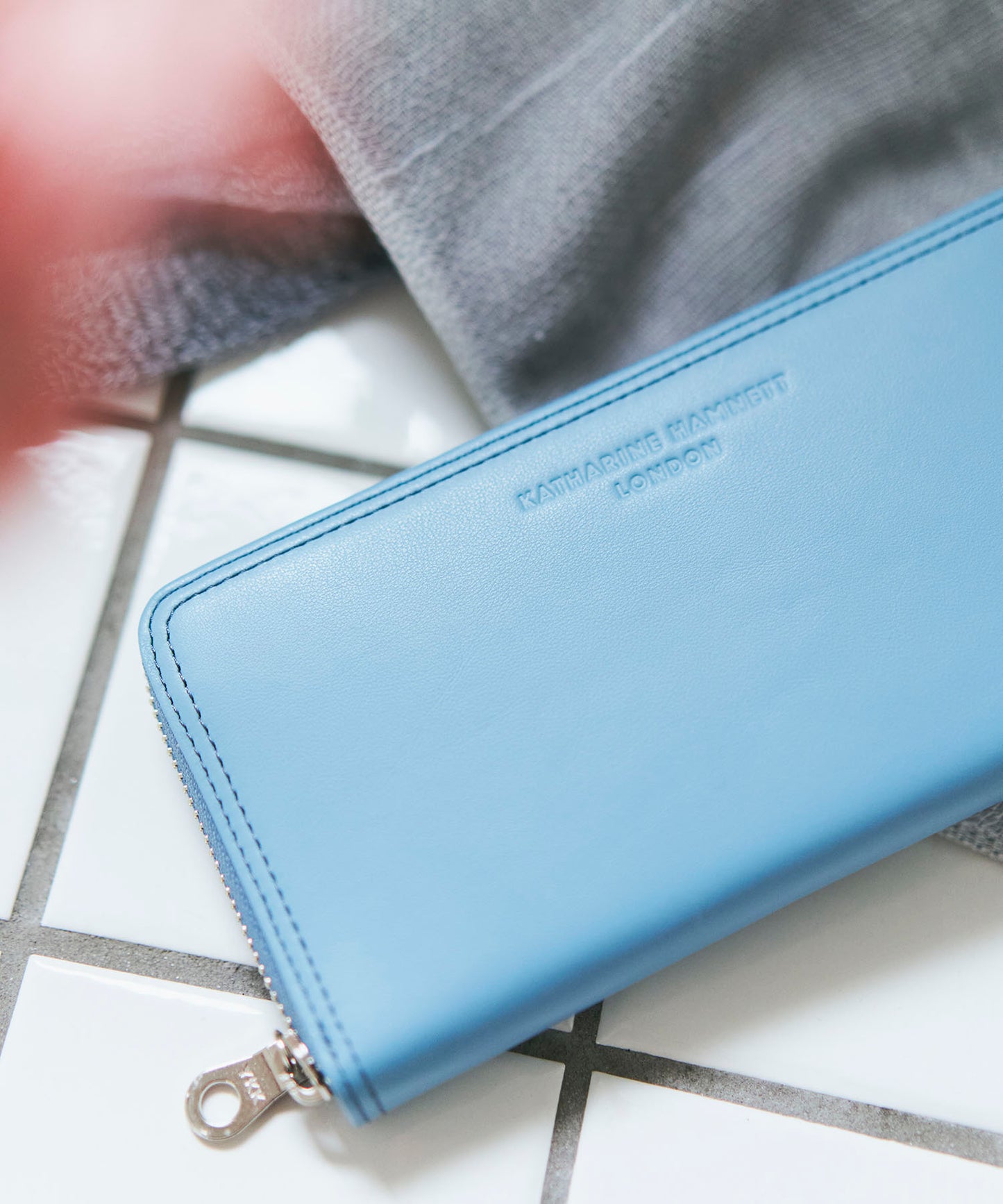 <UNISEX> VITA ラウンドファスナー ロングウォレット