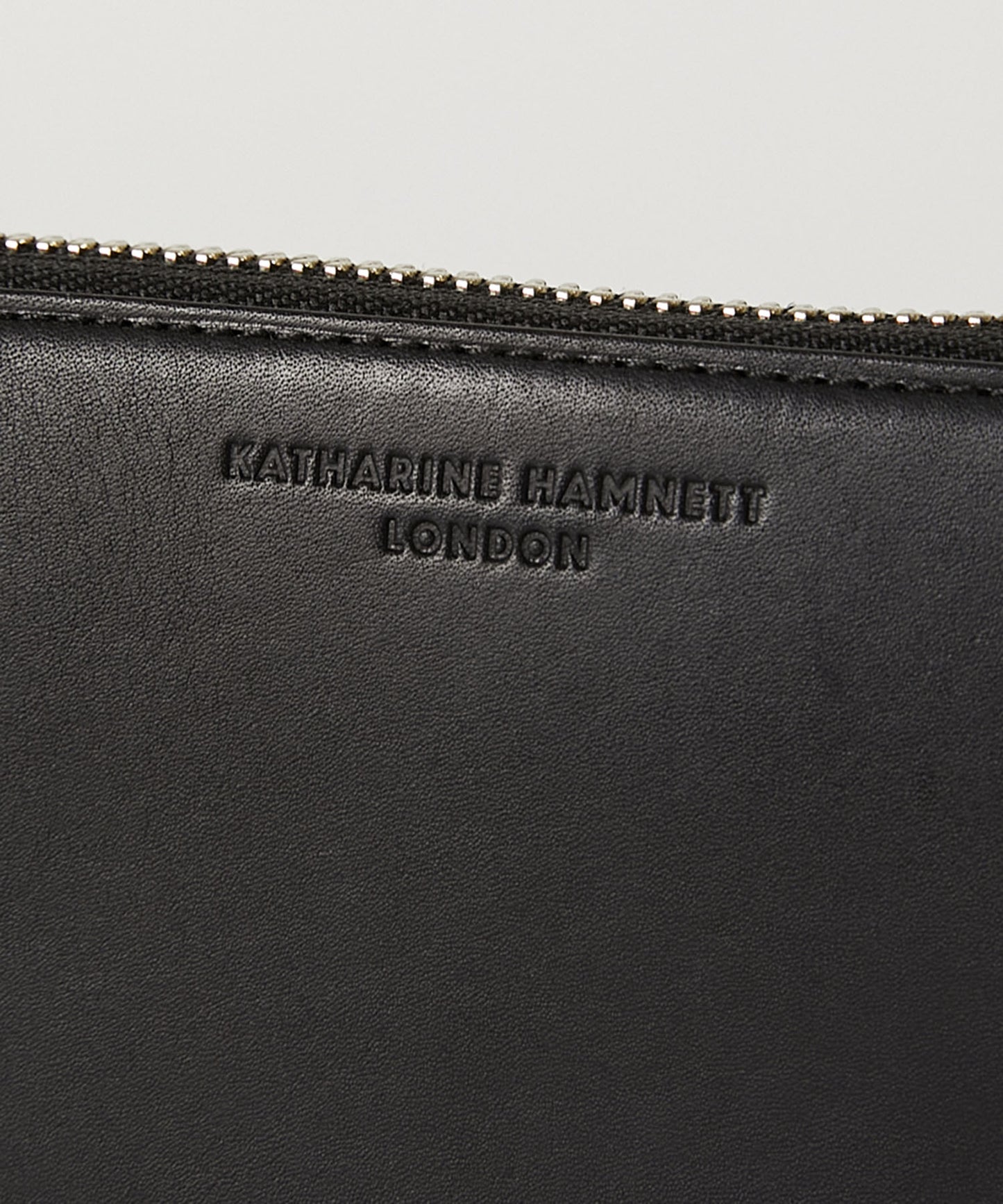 <UNISEX> VEGA ラウンドファスナー ロングウォレット (490-52105)