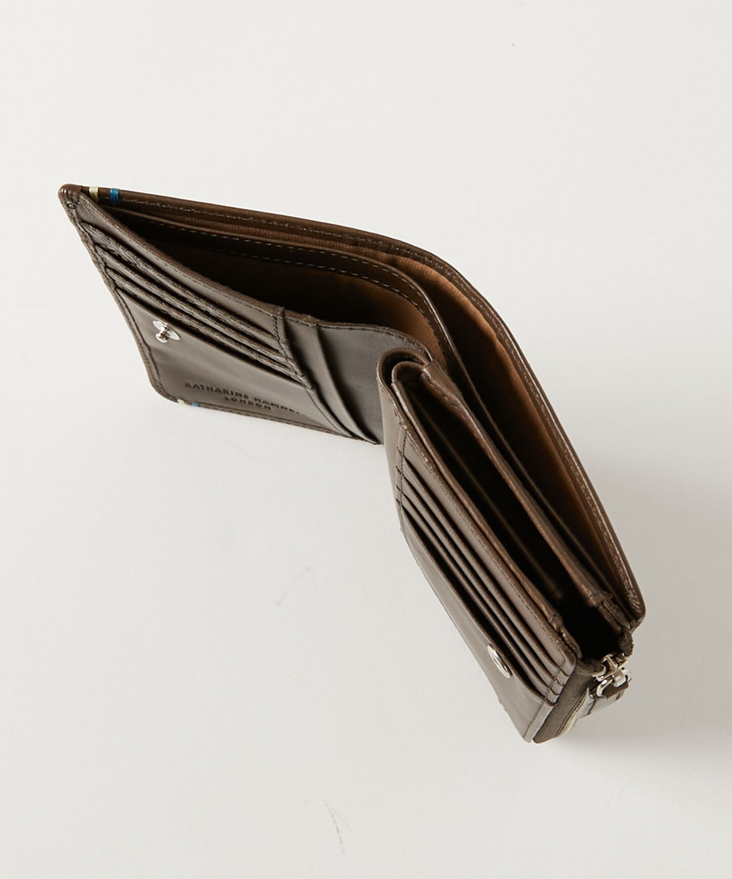 <UNISEX> VEGA L字ファスナー 二つ折りミドルウォレット (490-52104)