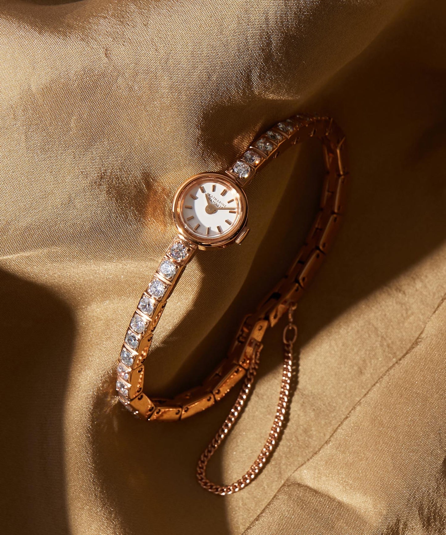 <WOMEN> Small Round Watch Cubic Zirconia