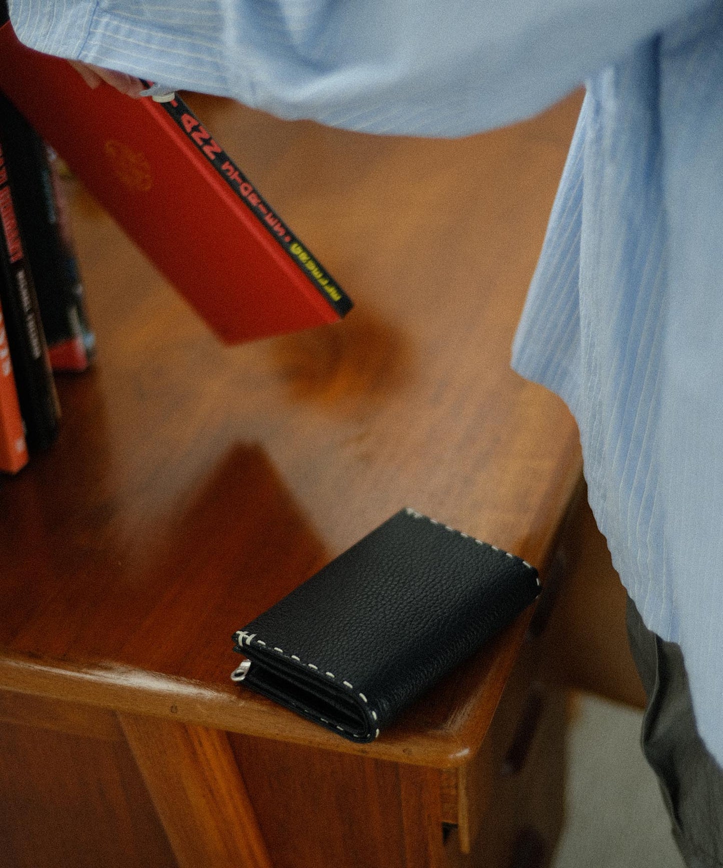 【30%OFF】<UNISEX>【WEB限定】STITCHED L ZIP MIDDLE WALLET