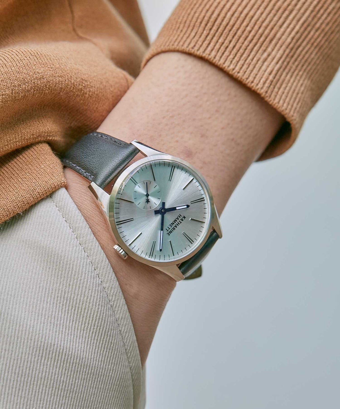 <MEN> NEW BASIC RETRO Watch
