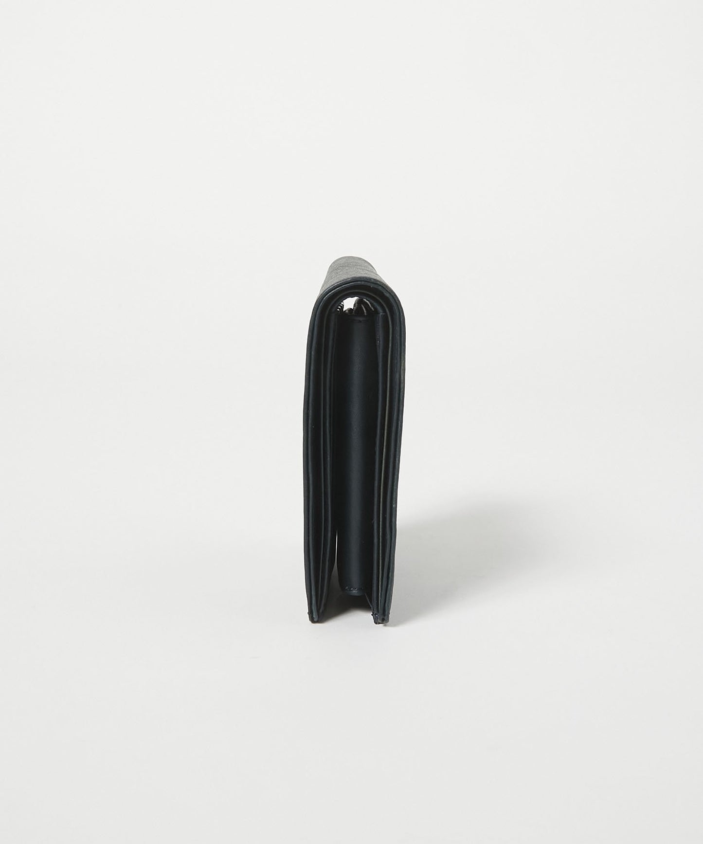 <UNISEX> FLUID 二つ折り 縦型コンパクトウォレット
