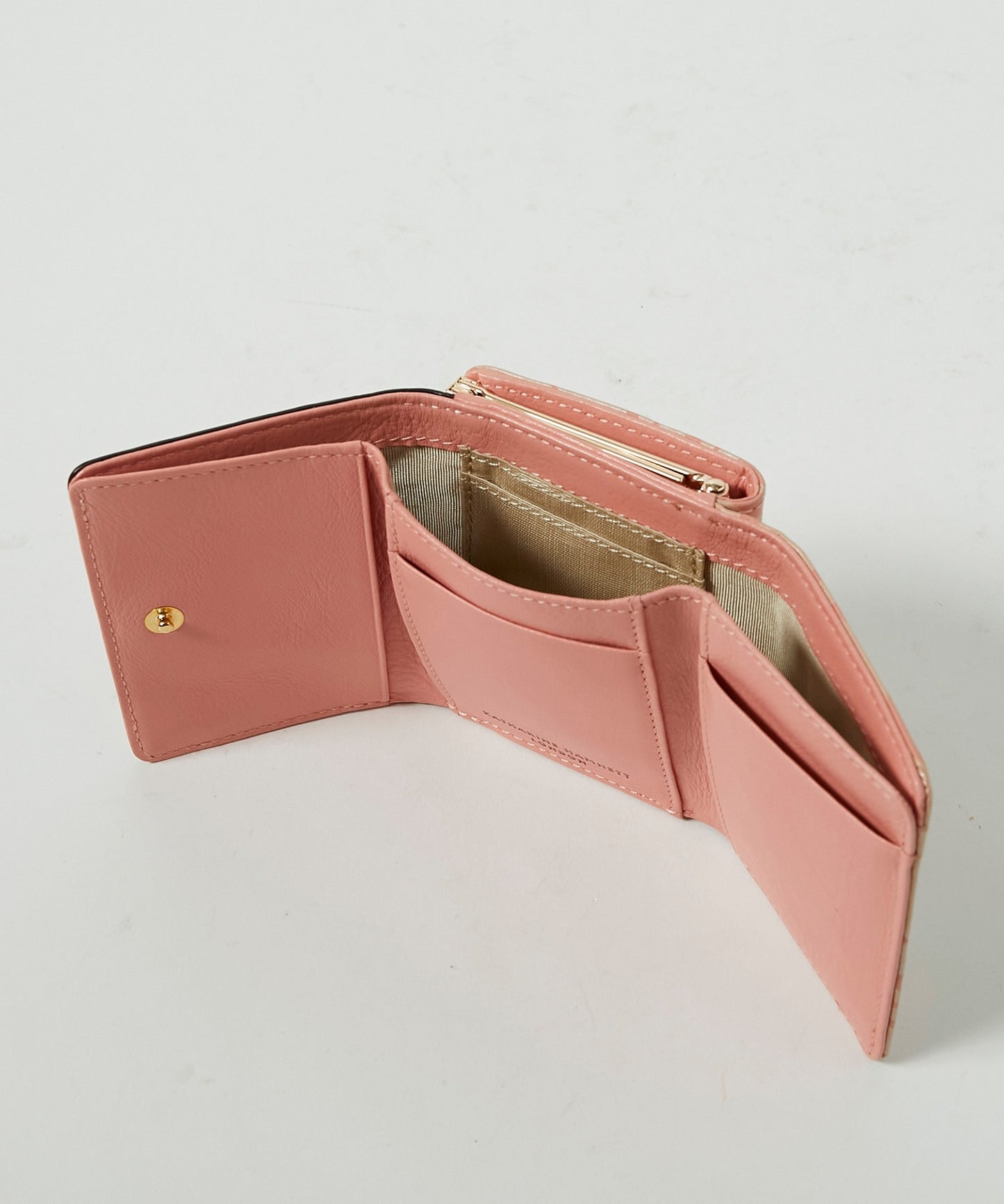 <WOMEN> NADESHIKO 三つ折り コンパクトウォレット