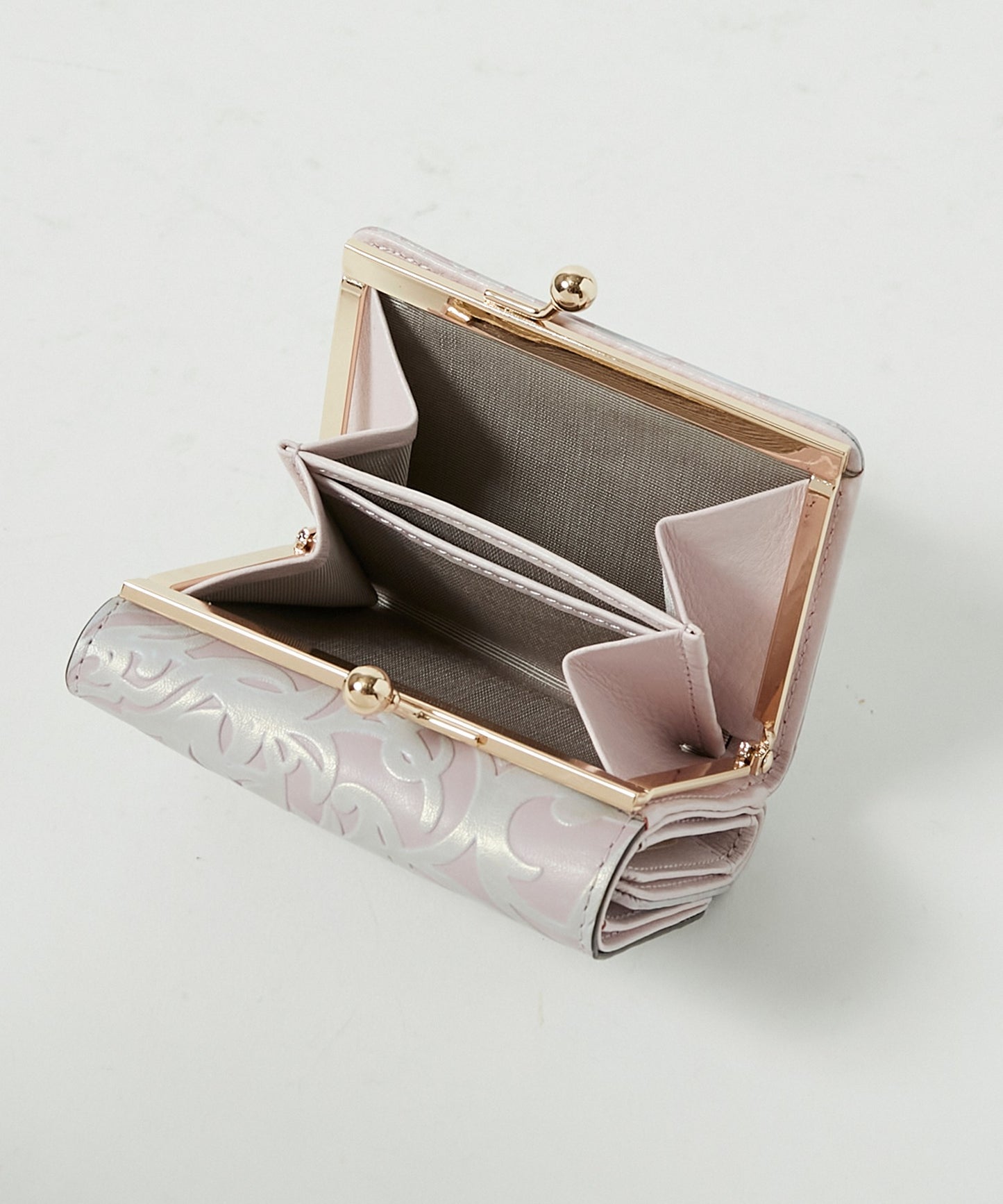 <WOMEN> NADESHIKO 三つ折り コンパクトウォレット