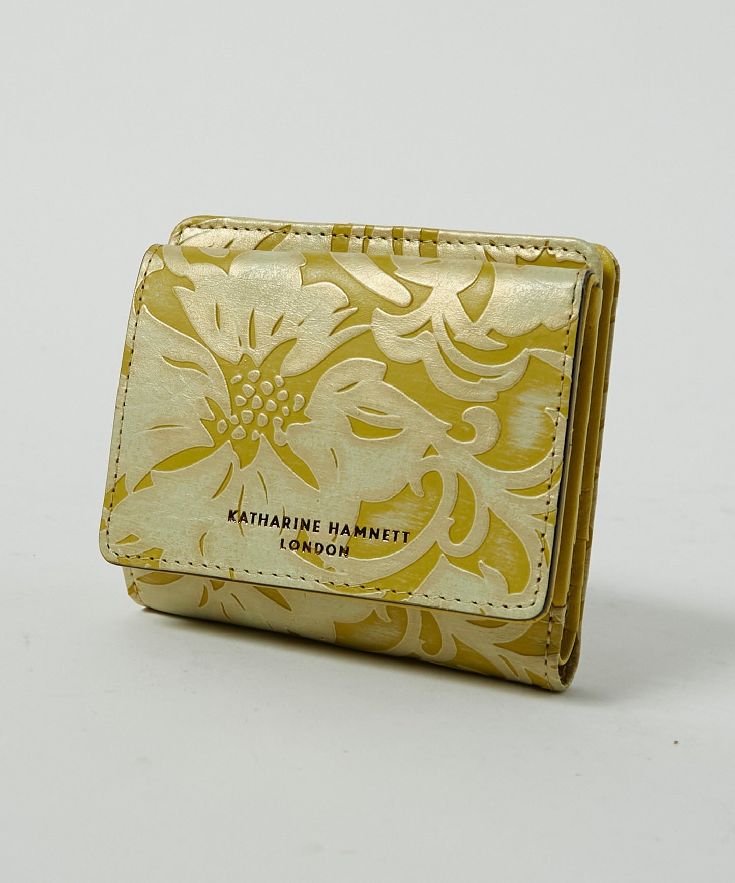<WOMEN> NADESHIKO 二つ折り コンパクトウォレット