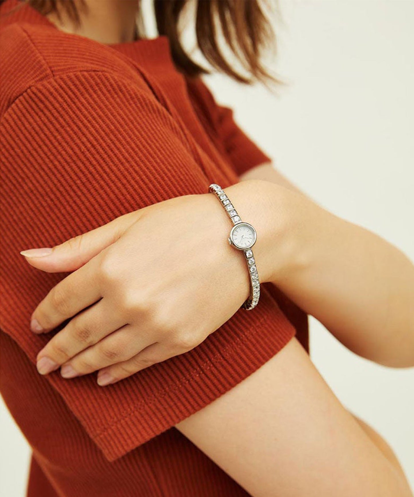 <WOMEN> Small Round Watch Cubic Zirconia