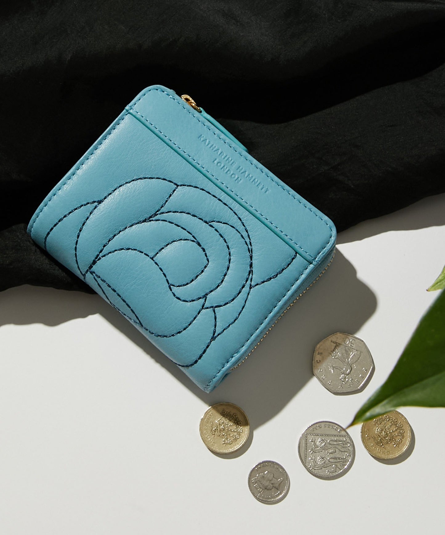 <WOMEN> ROSE STITCH 二つ折り LFコンパクトウォレット