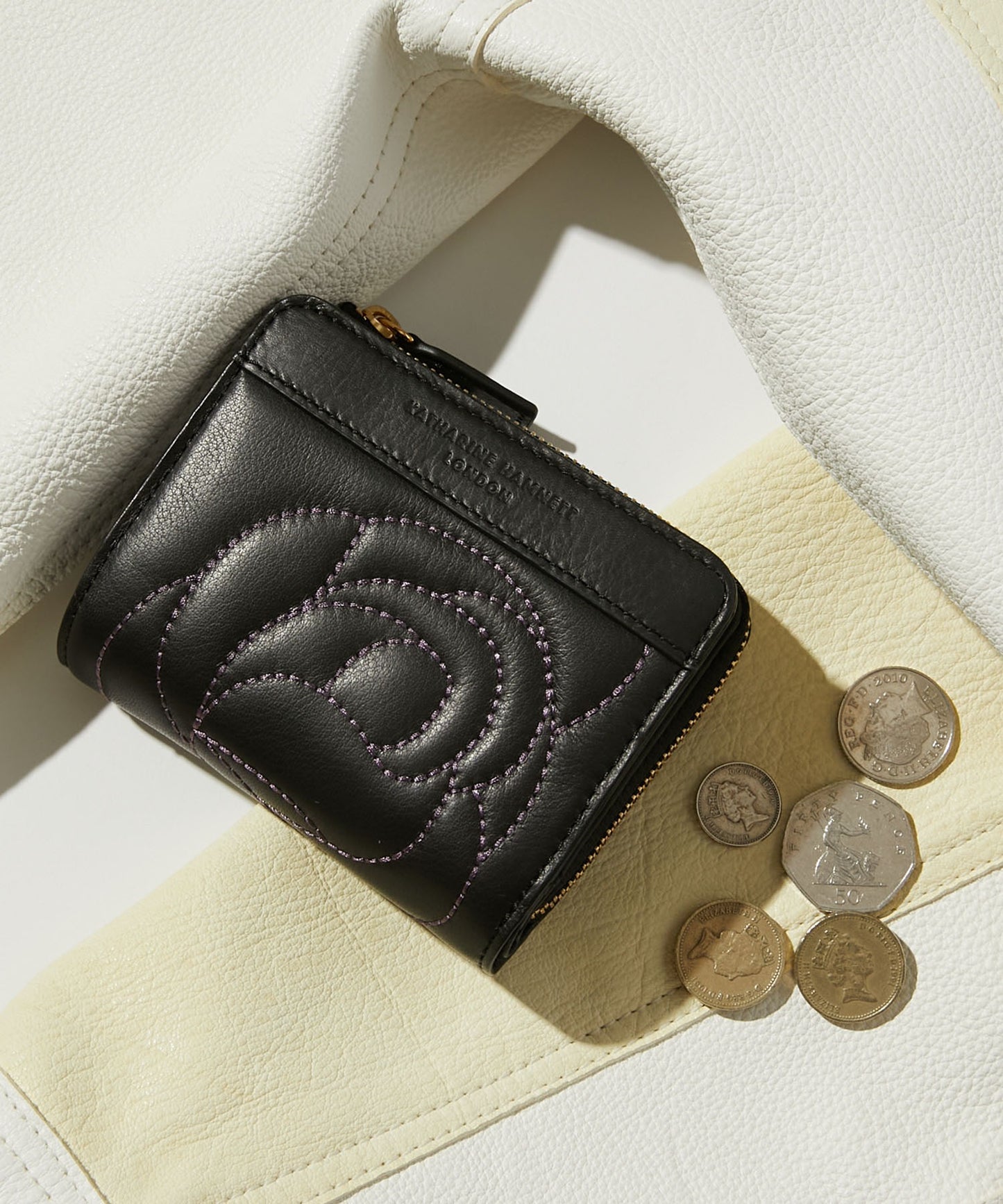 <WOMEN> ROSE STITCH 二つ折り LFコンパクトウォレット
