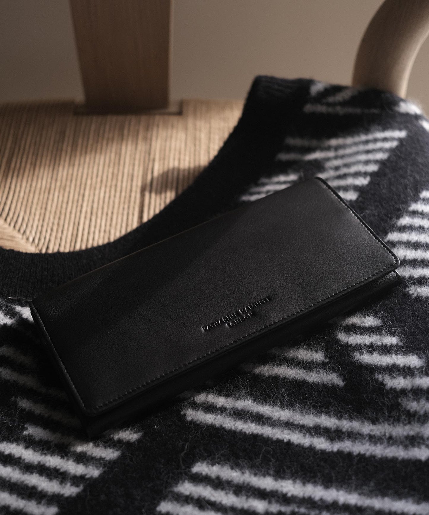 <UNISEX> SOFT フラップ ロングウォレット