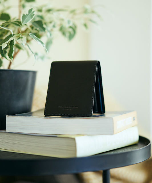 ＜MEN＞ BUMP 縦型二つ折り財布（490-52302）