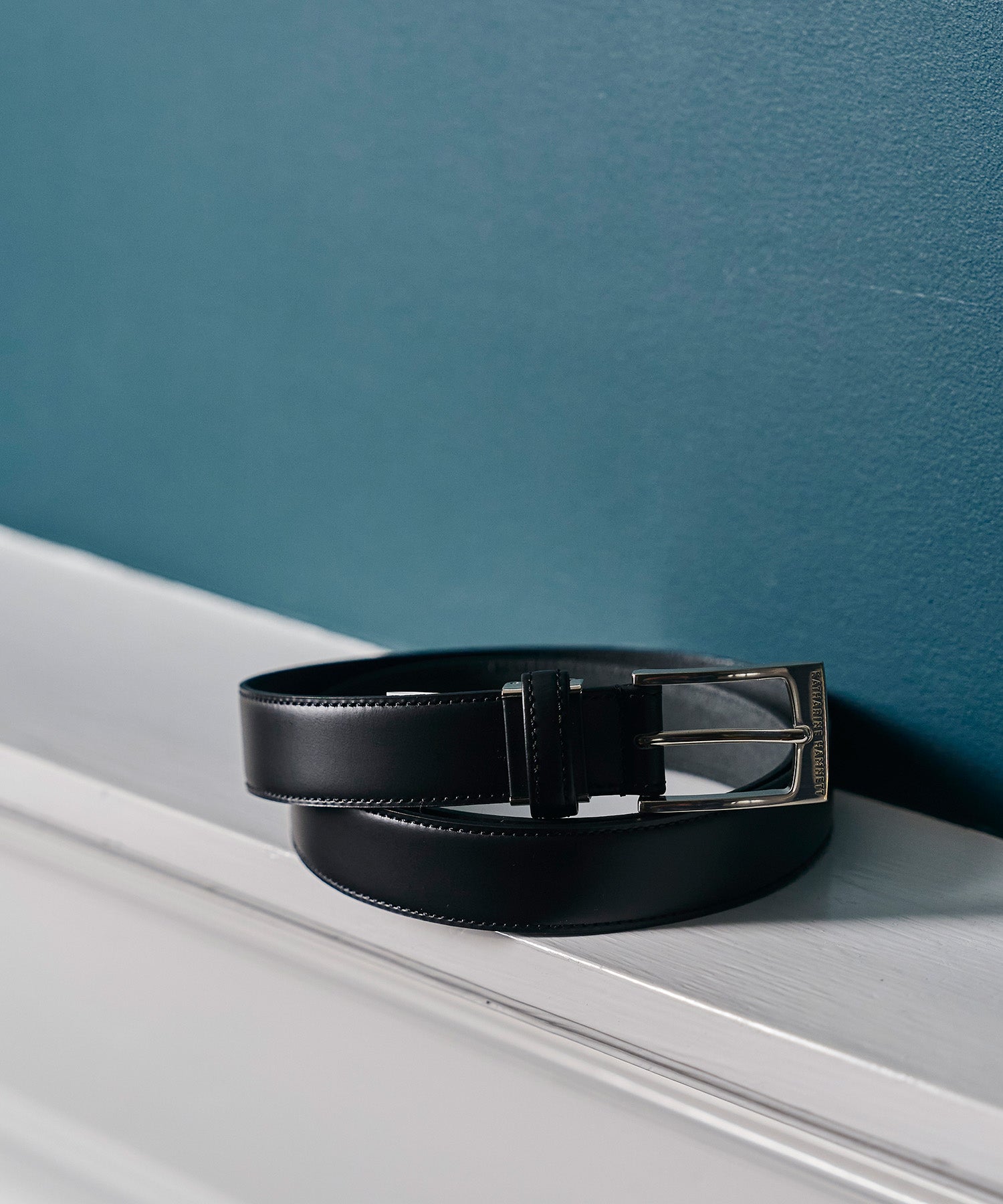 KATHARINE HAMNETT LONDON】日本製 本革ベルト (5070223)