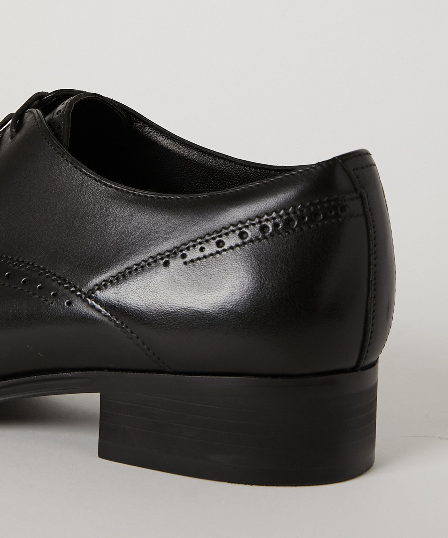 MEN＞ 外羽根ストレートチップ（3954） – KATHARINE HAMNETT LONDON