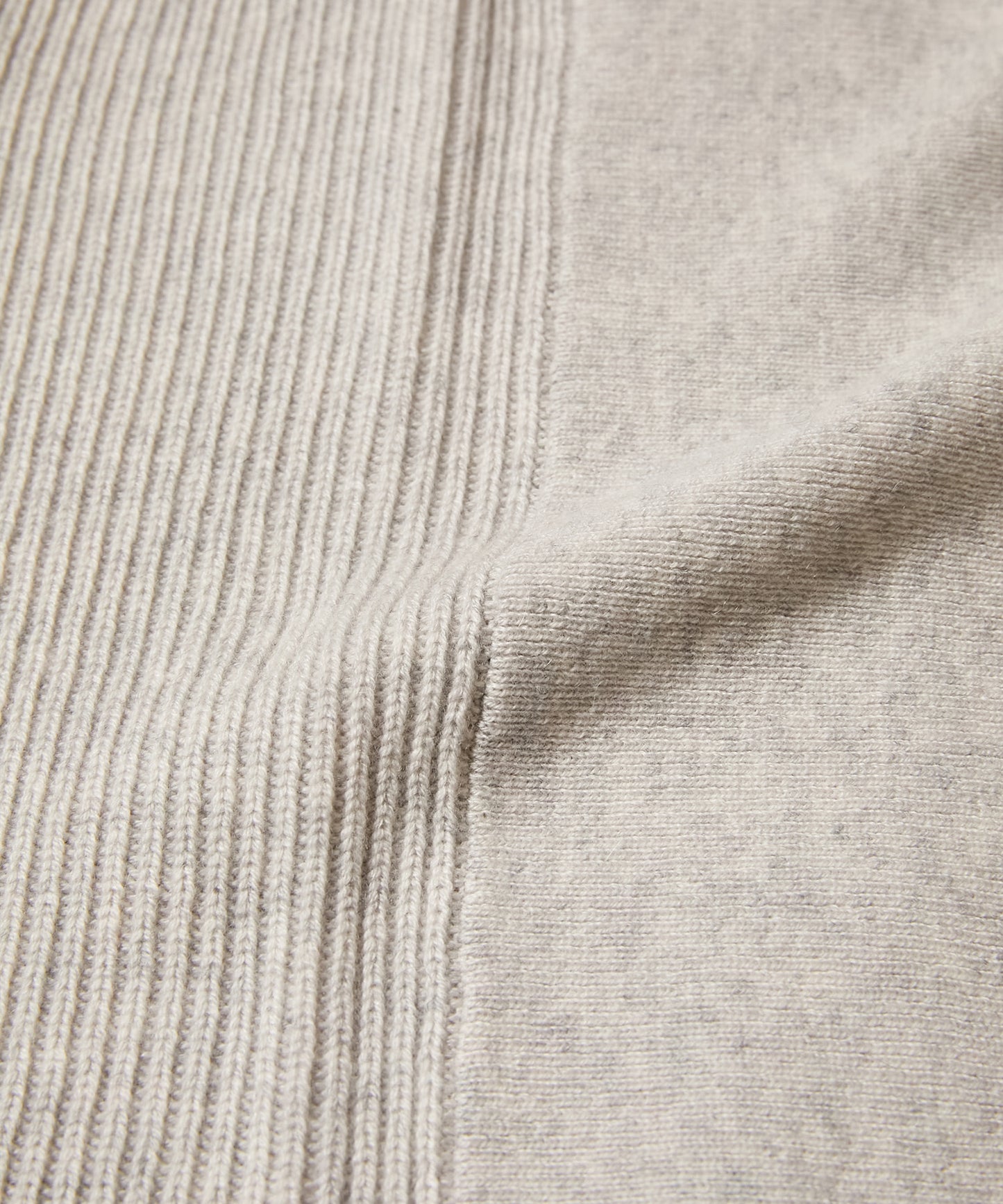 ＜UNISEX＞カシミア混ウール ネックウォーマー