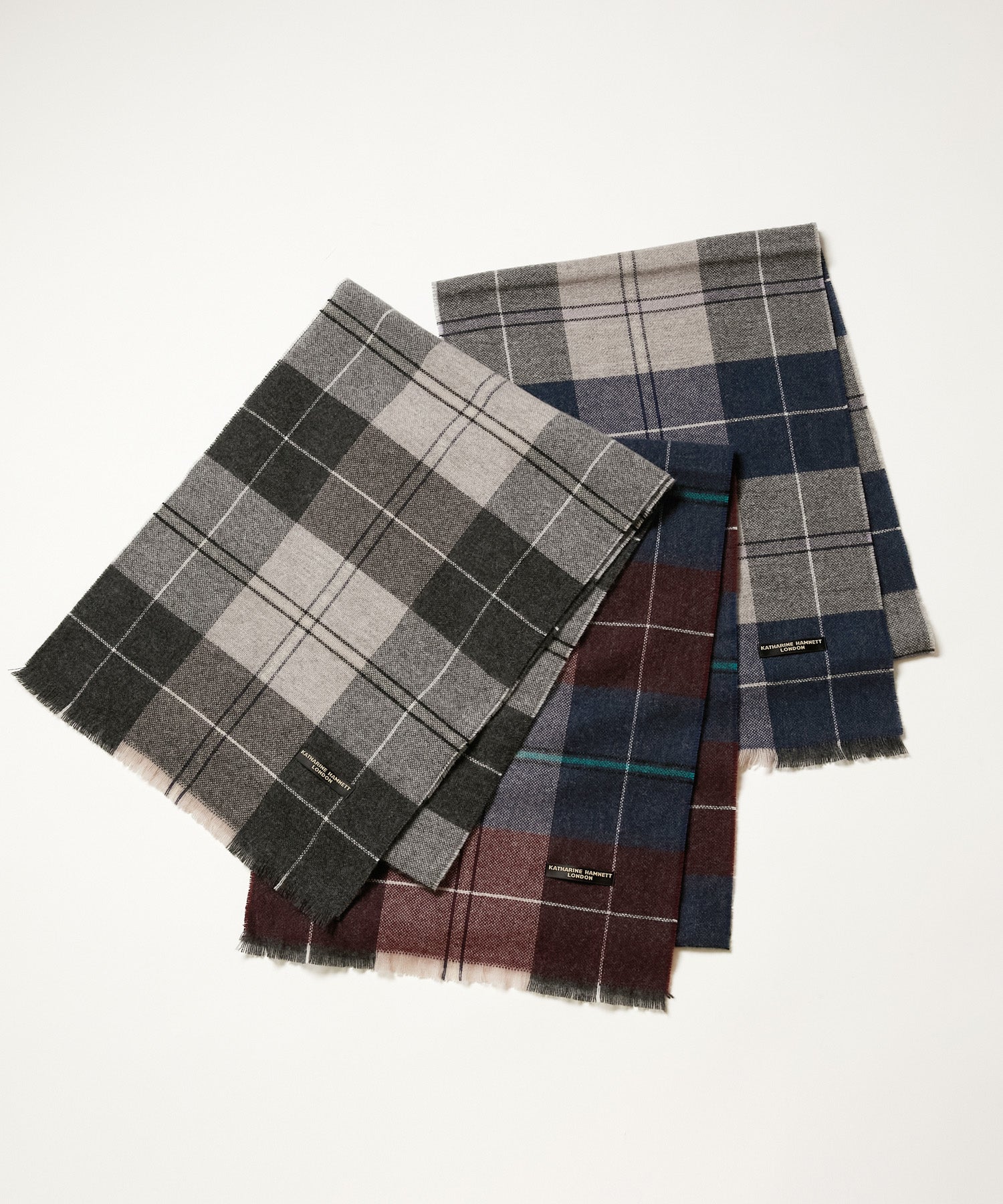 KATHARINE HAMNETT LONDON】＜UNISEX＞カシミア100% ショートマフラー