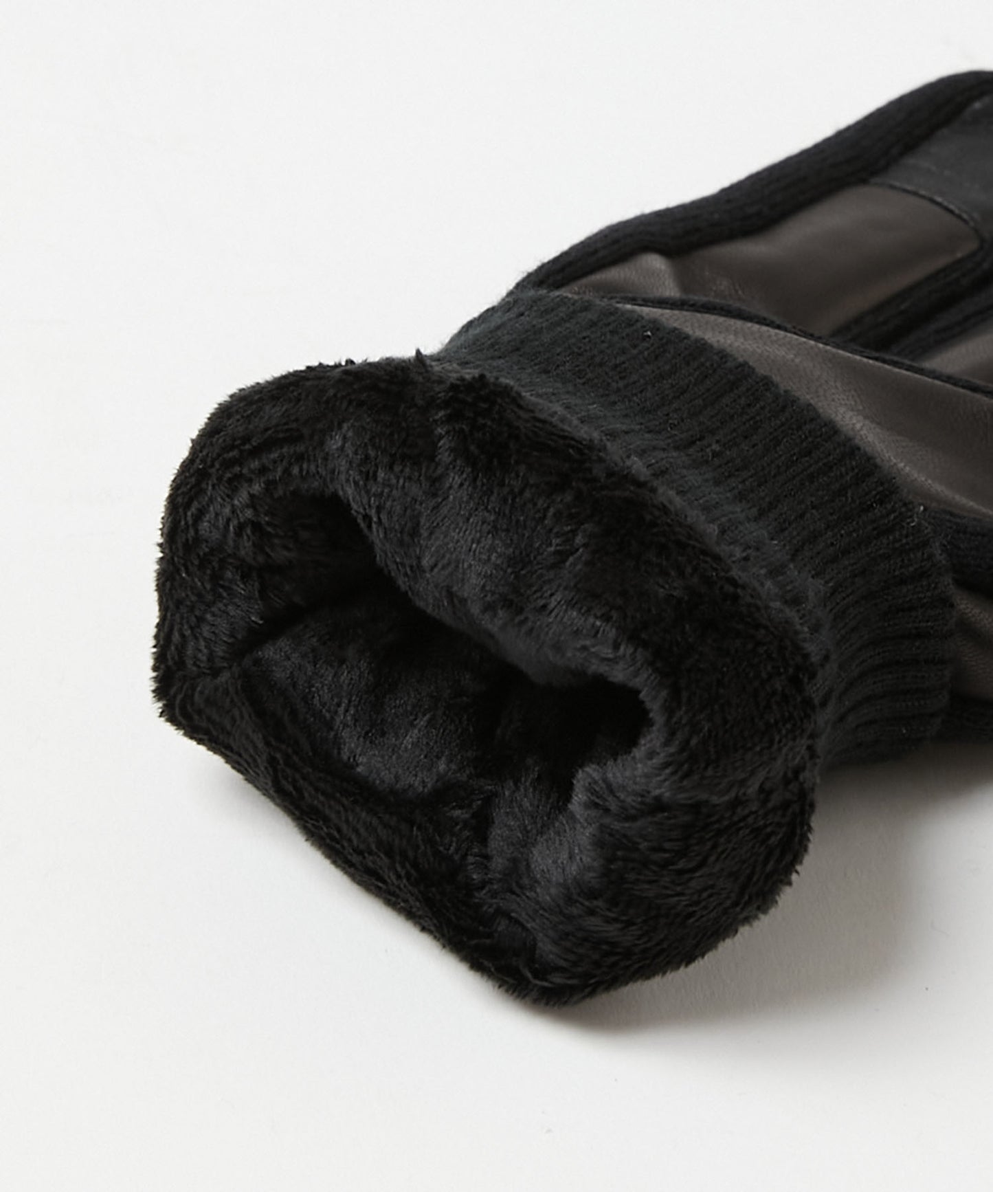 ＜MEN＞【タッチパネル対応】羊革×マイクロボア リブ付き手袋（KHM-1035）