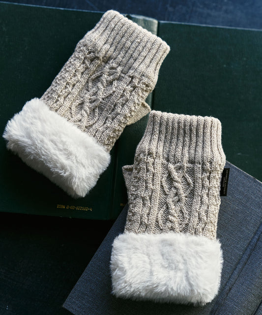 ＜WOMEN＞アラン柄ボア付き 編み手袋（KHW-23304）