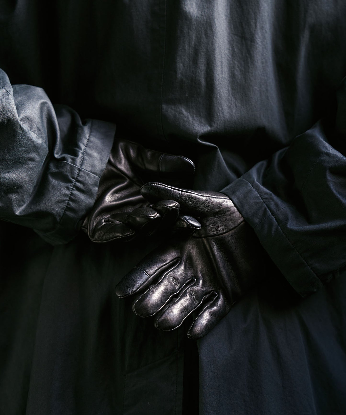 ＜MEN＞【タッチパネル対応】羊革×マイクロボア手袋（KHM-1015）