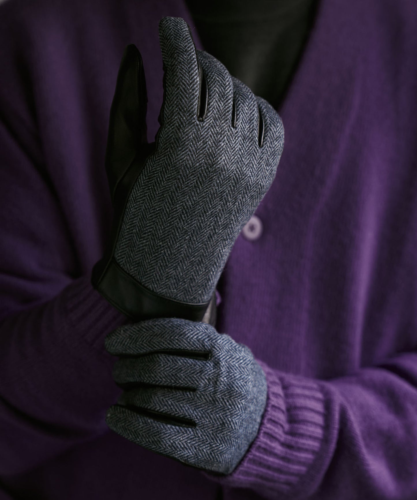 ＜MEN＞【タッチパネル対応】ヘリンボーン×羊革 手袋（KHM-1055）