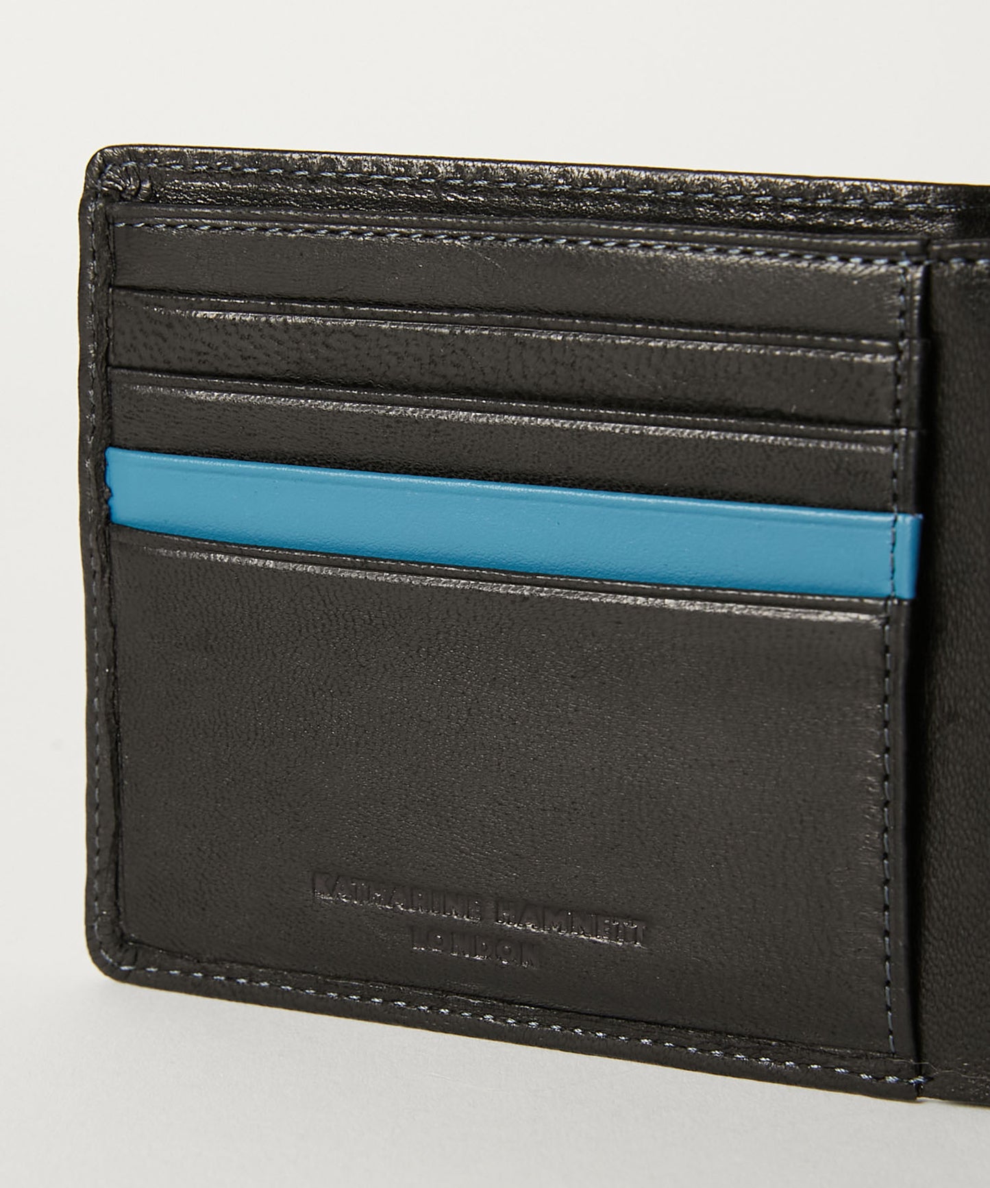 ＜MEN＞ BUMP 縦型二つ折り財布（490-52302）