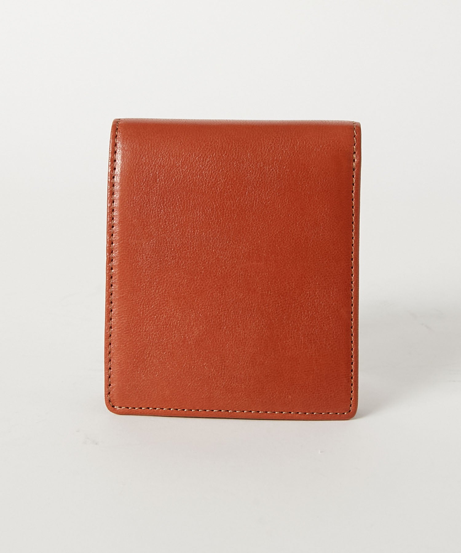KATHARINE HAMNETT LONDON】BUMP 縦型二つ折り財布（490-52302）