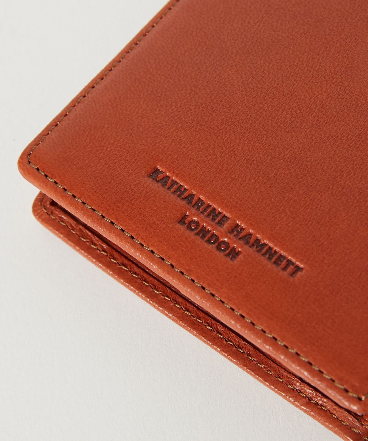 ＜MEN＞ BUMP 縦型二つ折り財布（490-52302）