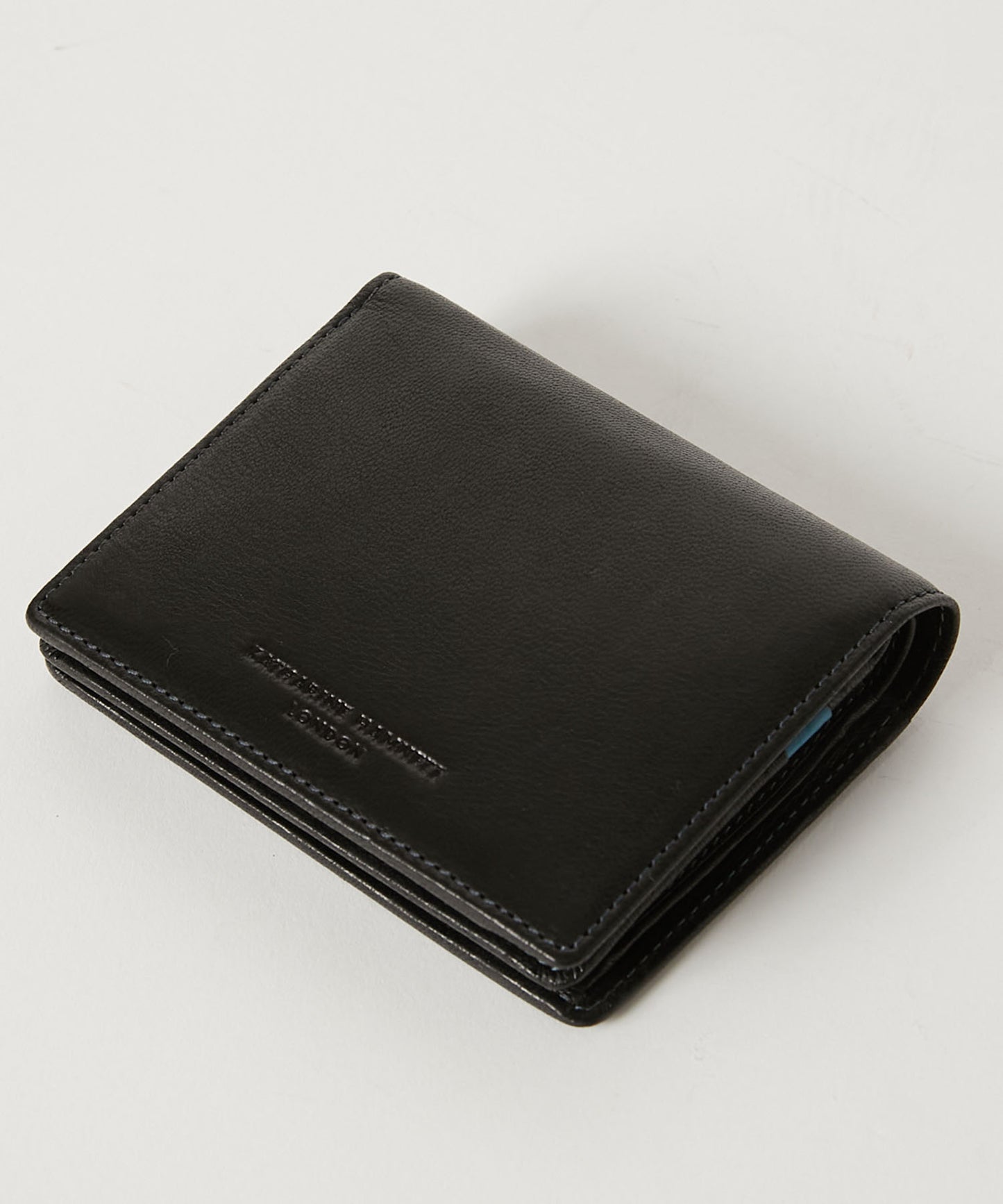 ＜MEN＞ BUMP 二つ折りフラップ財布（490-52303）