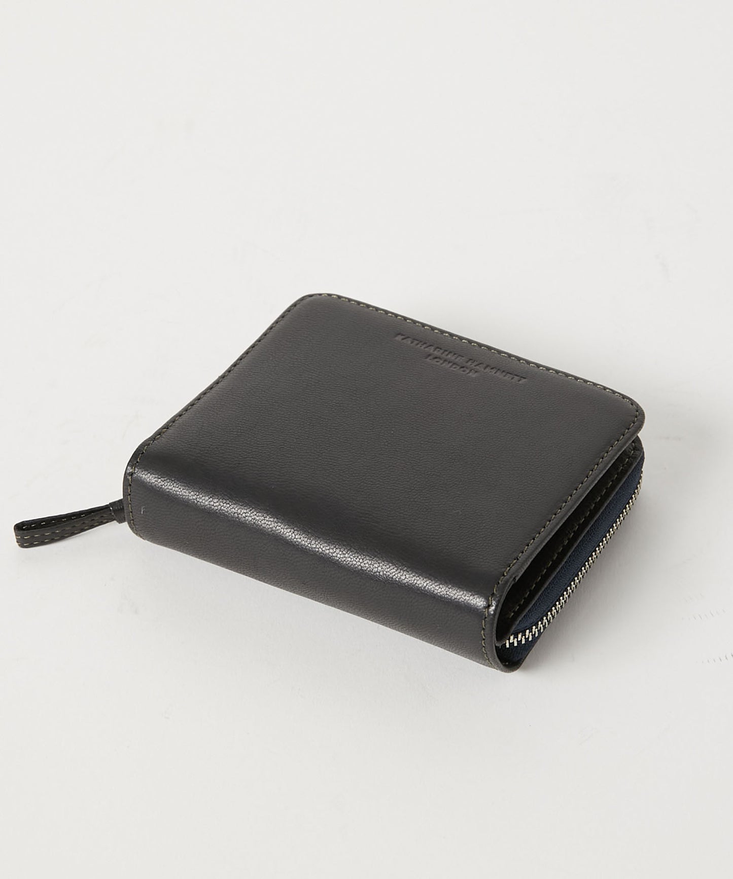 ＜MEN＞ BUMP ラウンドファスナー二つ折り財布（490-52304）