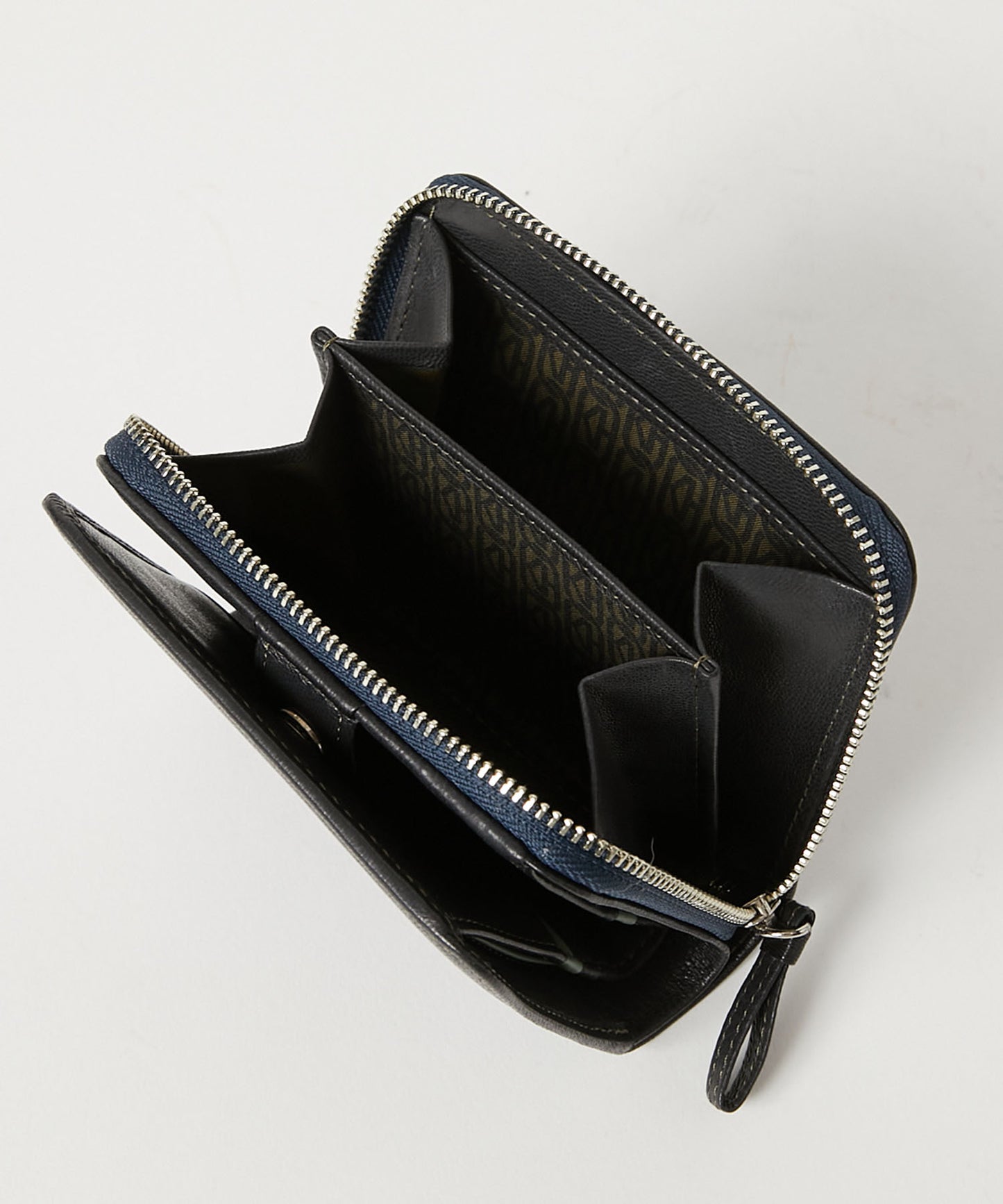 ＜MEN＞ BUMP ラウンドファスナー二つ折り財布（490-52304）