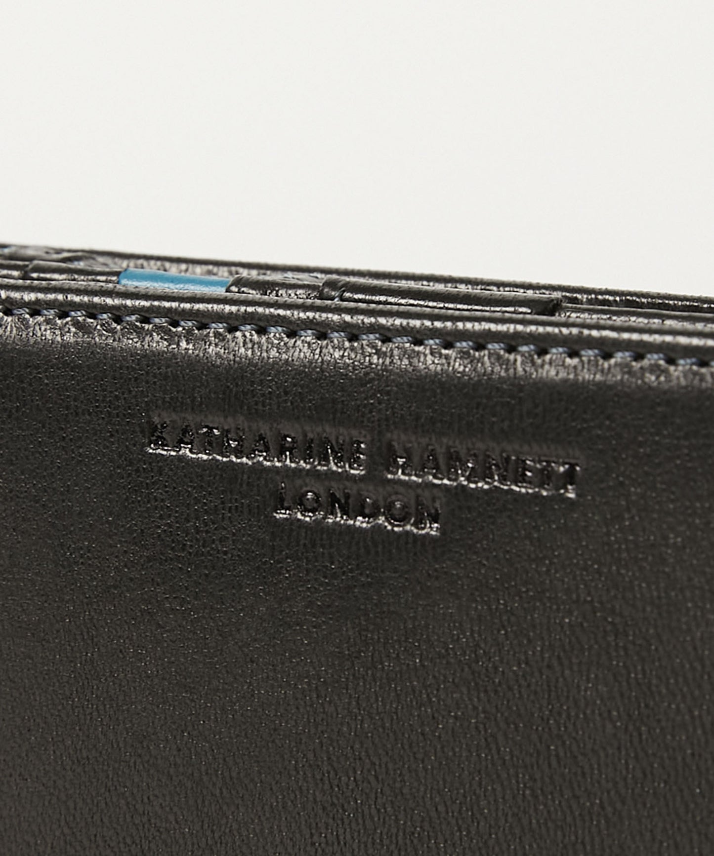 ＜MEN＞ BUMP L字ファスナー二つ折りミドルウォレット（490-52305）