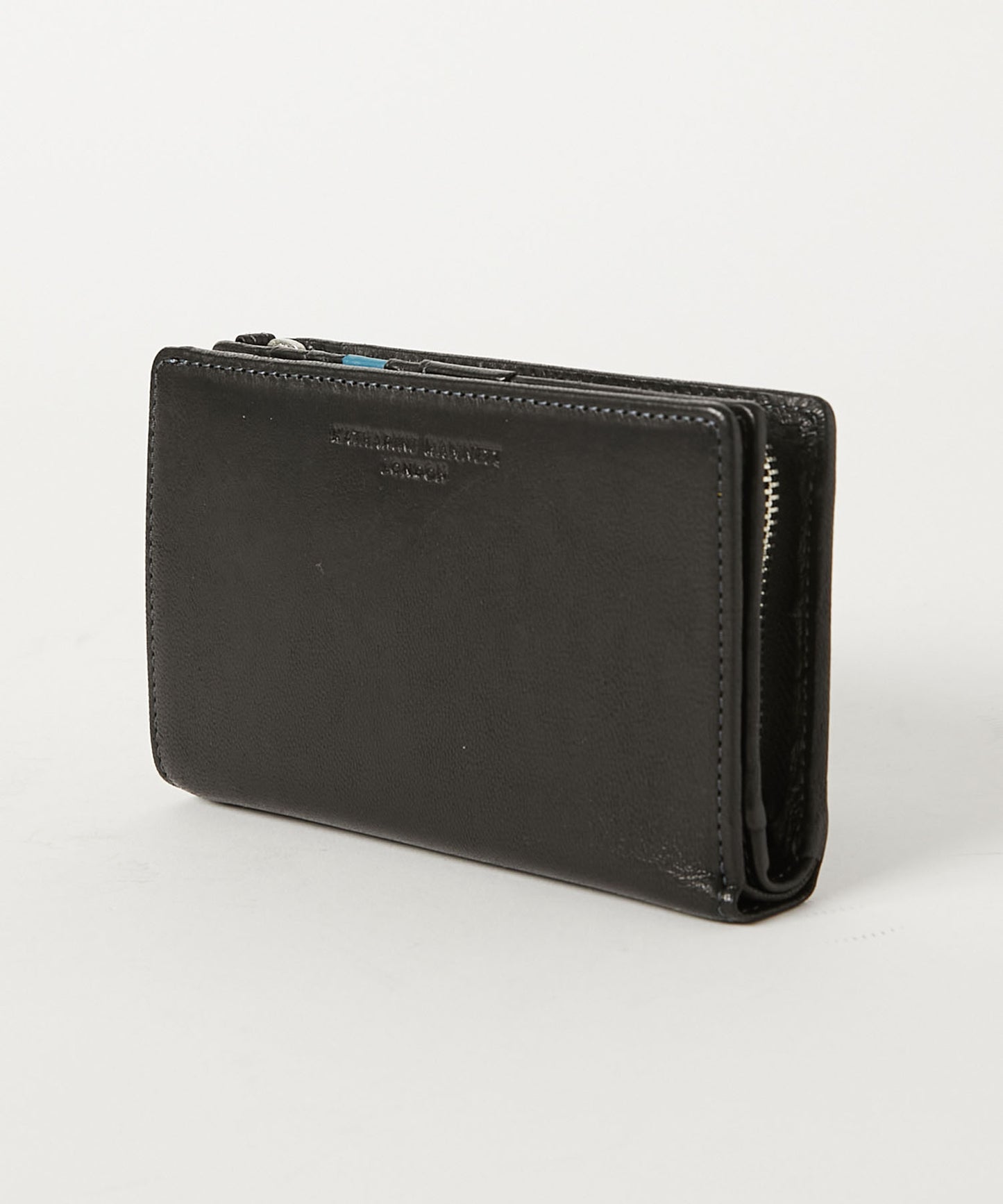 ＜MEN＞ BUMP L字ファスナー二つ折りミドルウォレット（490-52305）