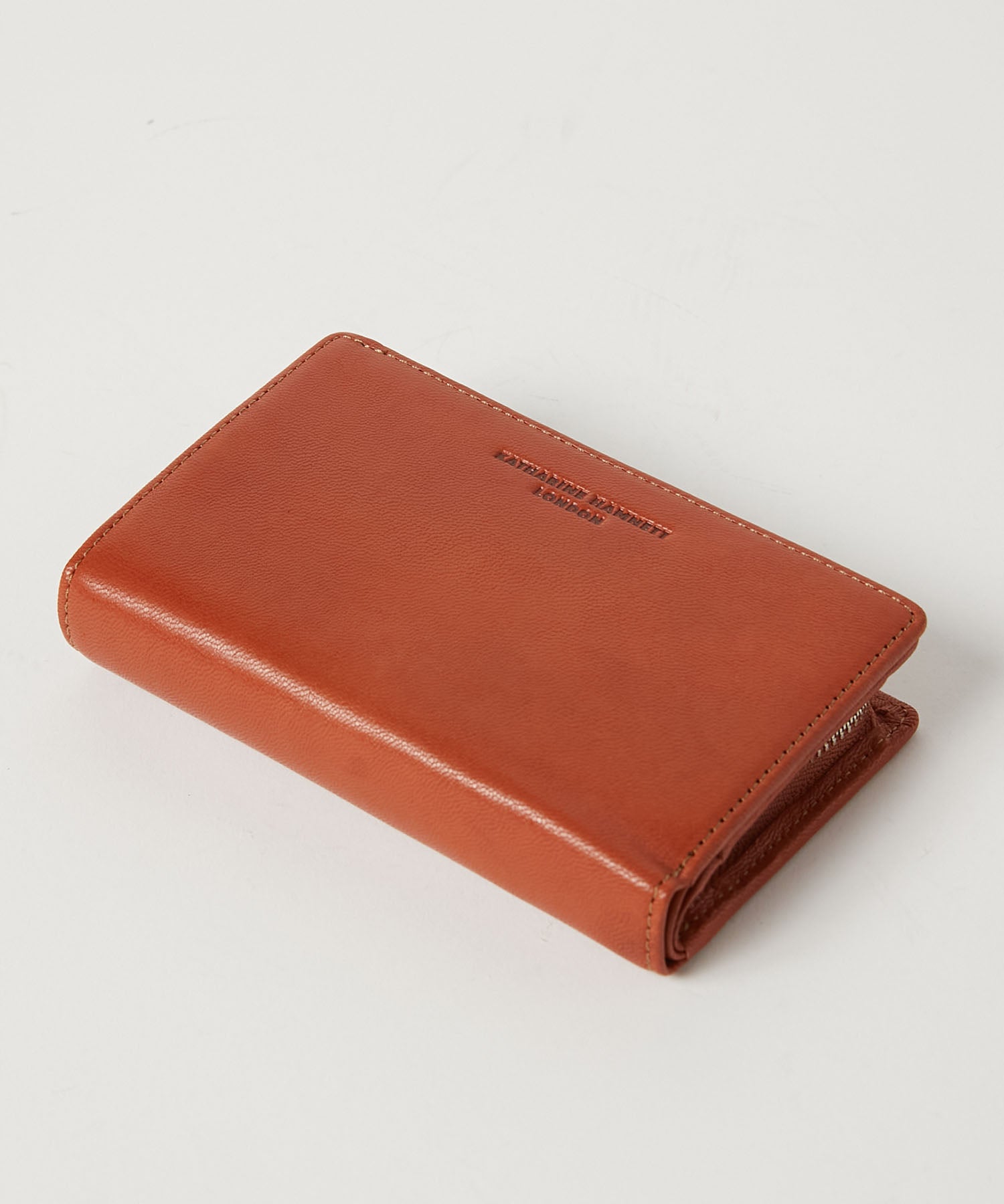 KATHARINE HAMNETT LONDON】BUMP L字ファスナー二つ折りミドル