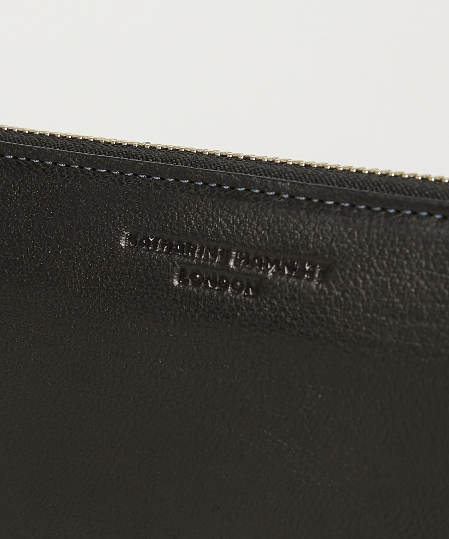 ＜MEN＞ BUMP ラウンドファスナー長財布（490-52306）