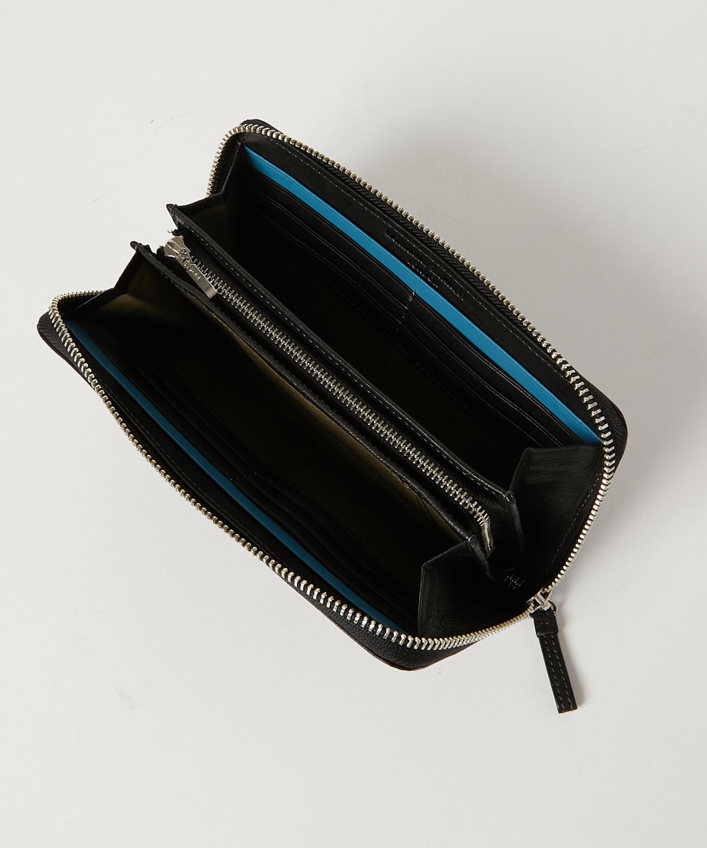 ＜MEN＞ BUMP ラウンドファスナー長財布（490-52306）