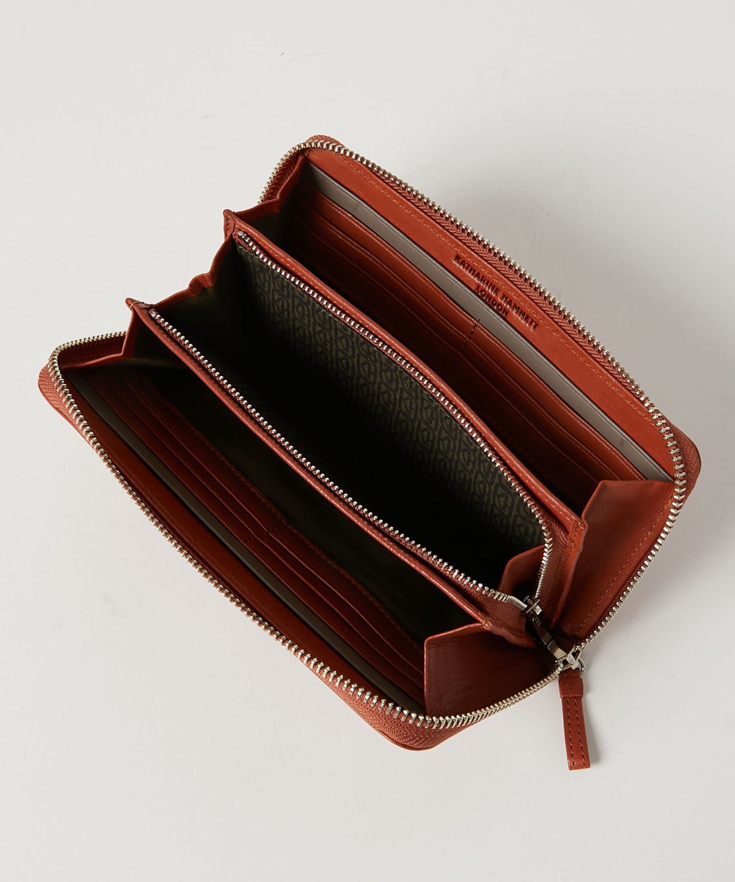 ＜MEN＞ BUMP ラウンドファスナー長財布（490-52306）