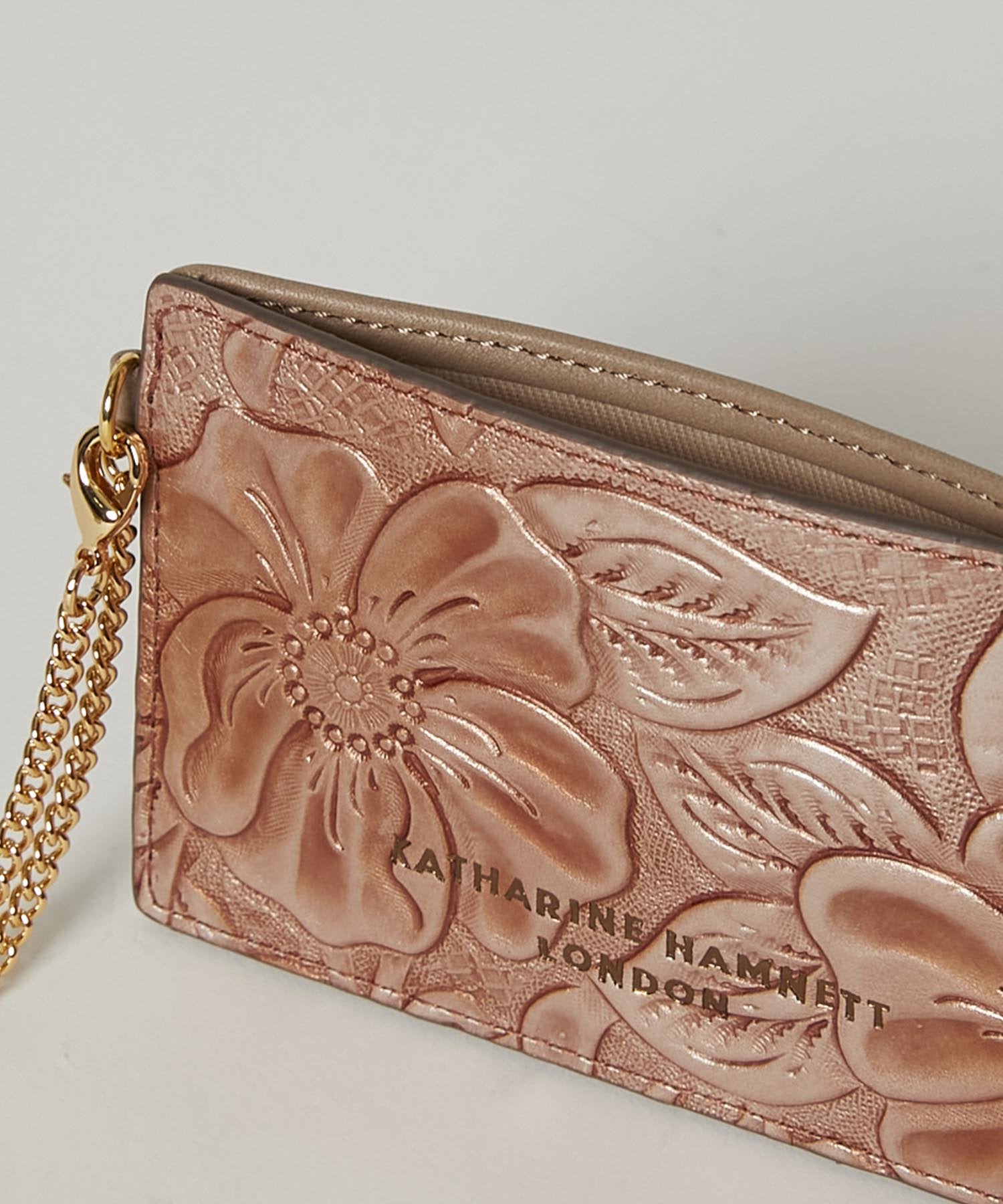 KATHARINE HAMNETT LONDON】BLOOM パスケース（K60119）